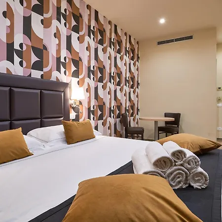 Ricaroka Exclusive & Konukevi Albenga