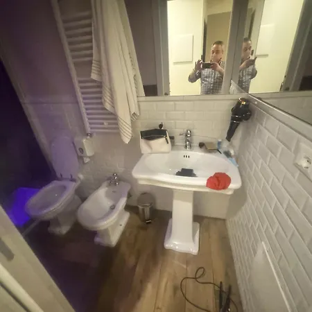 Ricaroka Exclusive & Konukevi Albenga