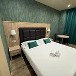 Ricaroka Exclusive & Πανσιόν 4*