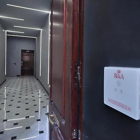 Ricaroka Exclusive & 4*